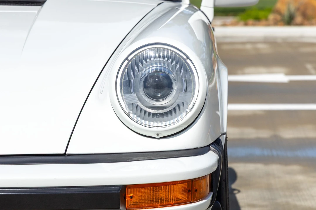 1987 Porsche 911 Carrera 3.2 - Image 25 of 31