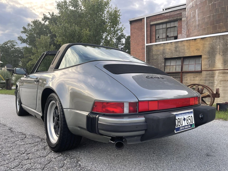 1987 Porsche 911 Carrera 3.2 - Image 12 of 31