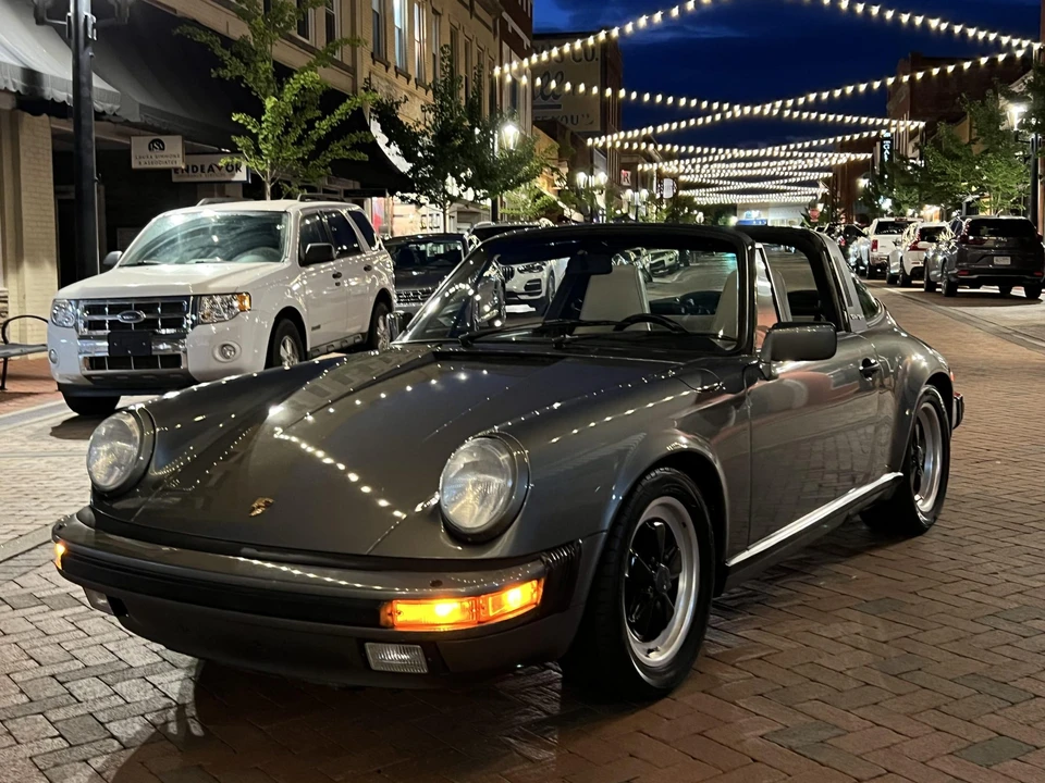 1987 Porsche 911 Carrera 3.2 - Image 26 of 31