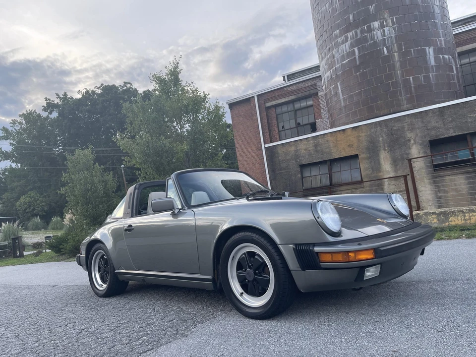 1987 Porsche 911 Carrera 3.2 - Image 20 of 31