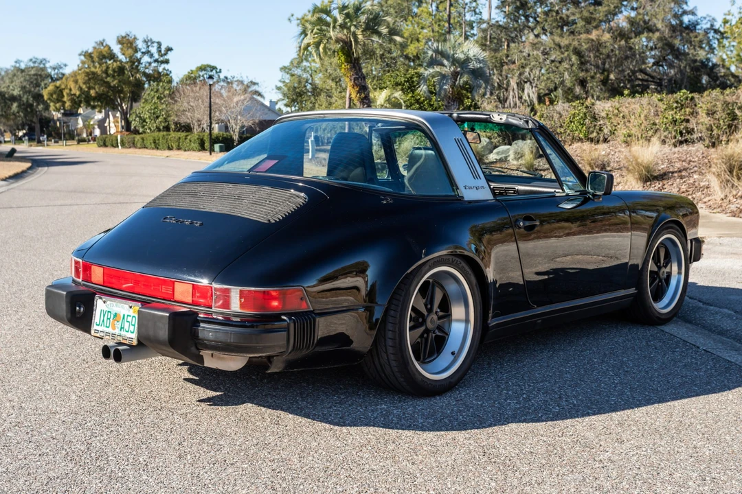 1987 Porsche 911 Carrera 3.2 - Image 6 of 31