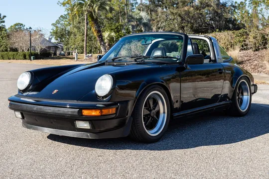 1987 Porsche 911 Carrera Targa