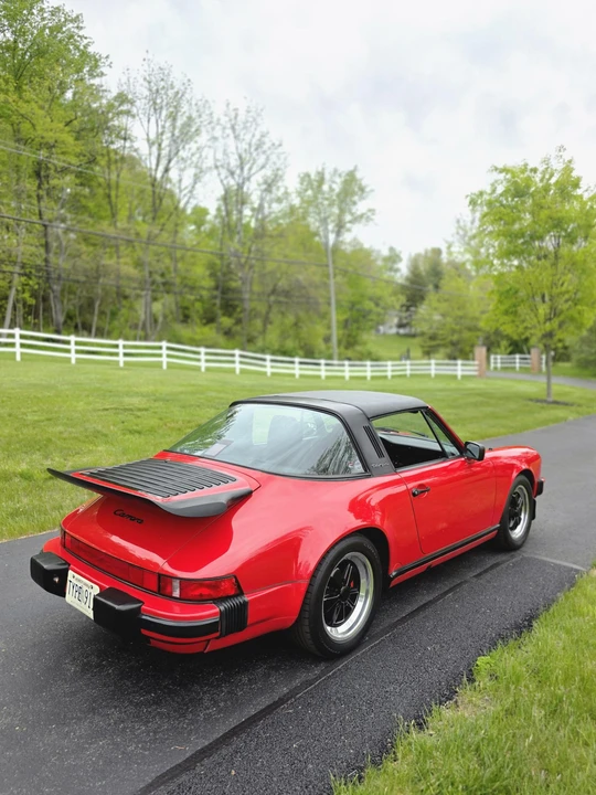 1987 Porsche 911 Carrera 3.2 - Image 9 of 31