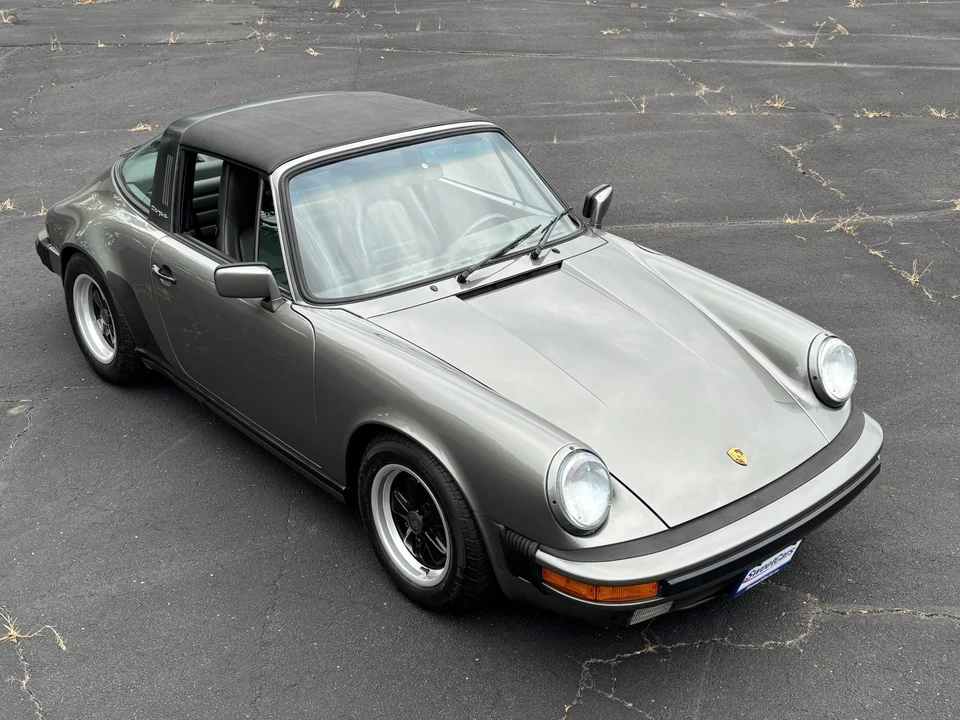 1987 Porsche 911 Carrera 3.2 - Image 11 of 31