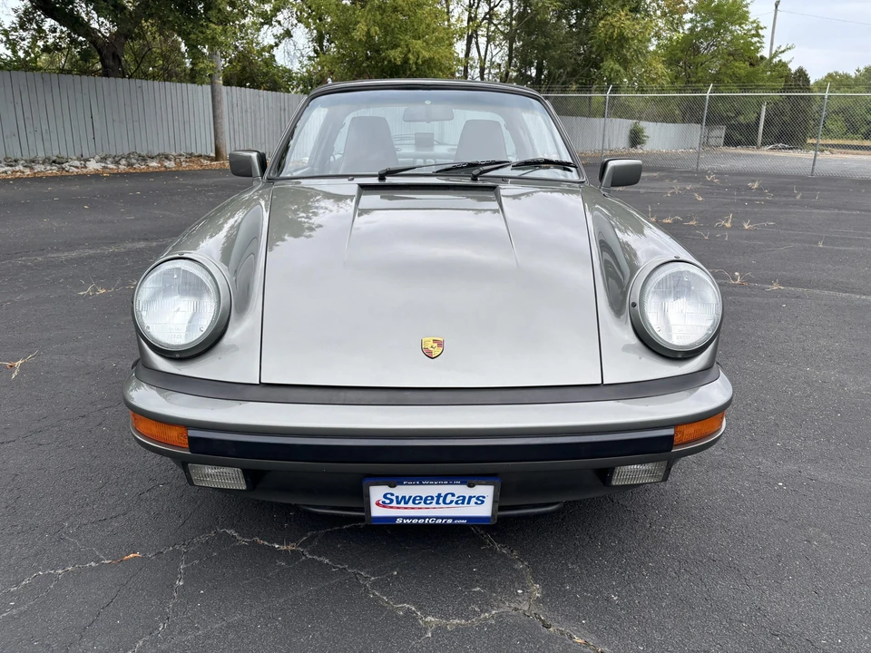 1987 Porsche 911 Carrera 3.2 - Image 13 of 31
