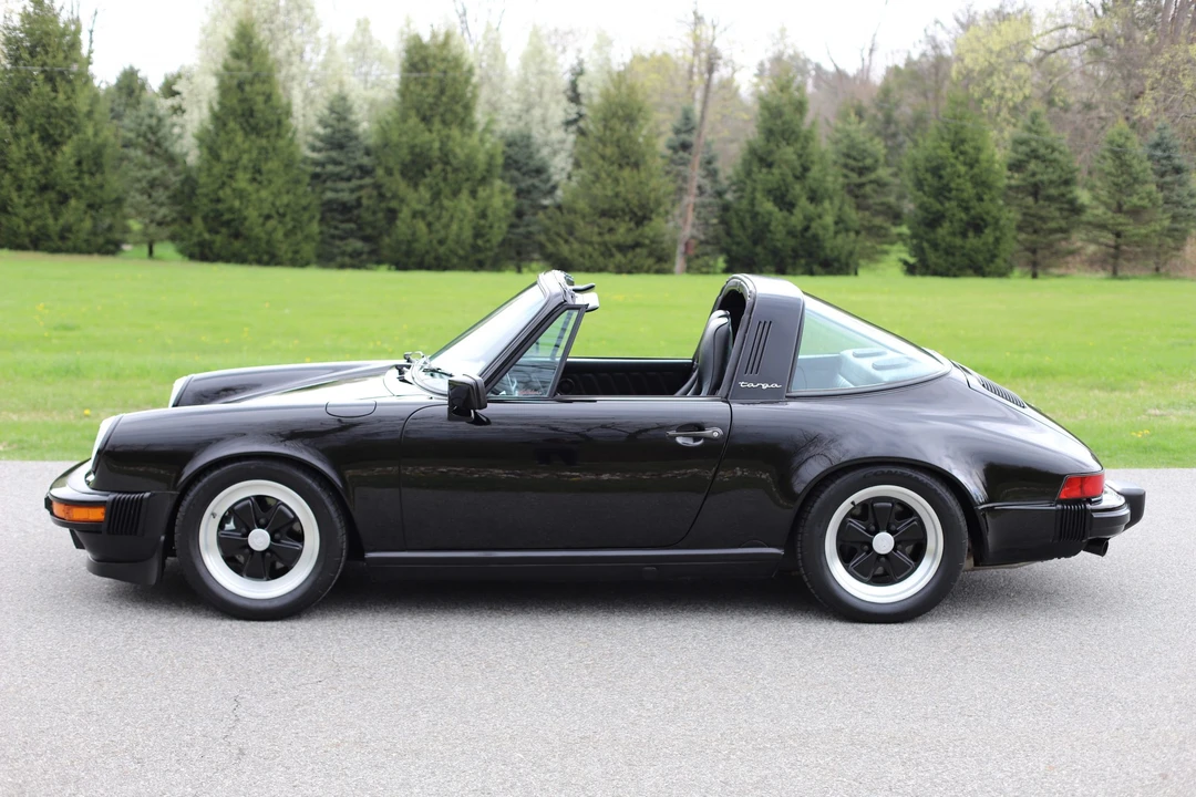 1987 Porsche 911 Carrera 3.2 - Image 4 of 31
