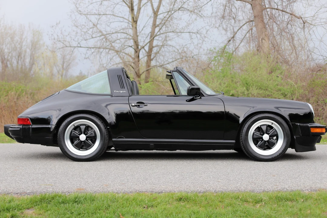 1987 Porsche 911 Carrera 3.2 - Image 11 of 31