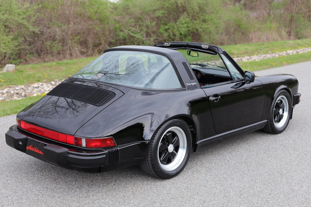 1987 Porsche 911 Carrera 3.2 - Image 15 of 31