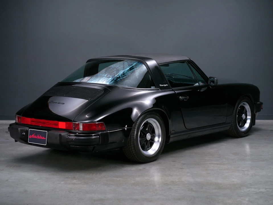 1987 Porsche 911 Carrera 3.2 - Image 9 of 31