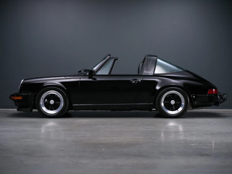 1987 Porsche 911 Carrera 3.2 - Image 19 of 31