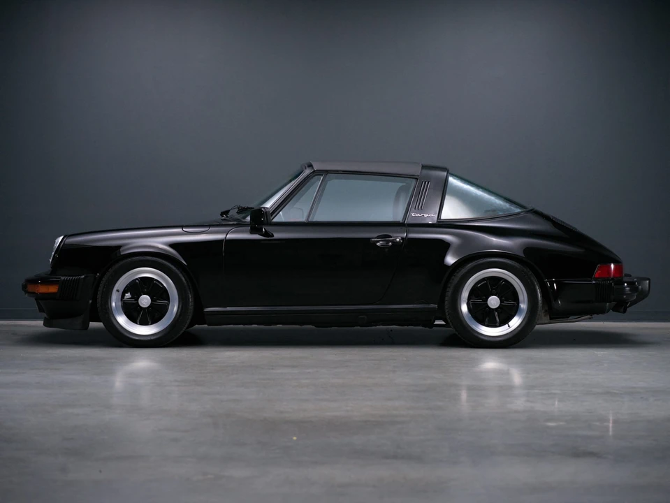 1987 Porsche 911 Carrera 3.2 - Image 5 of 31