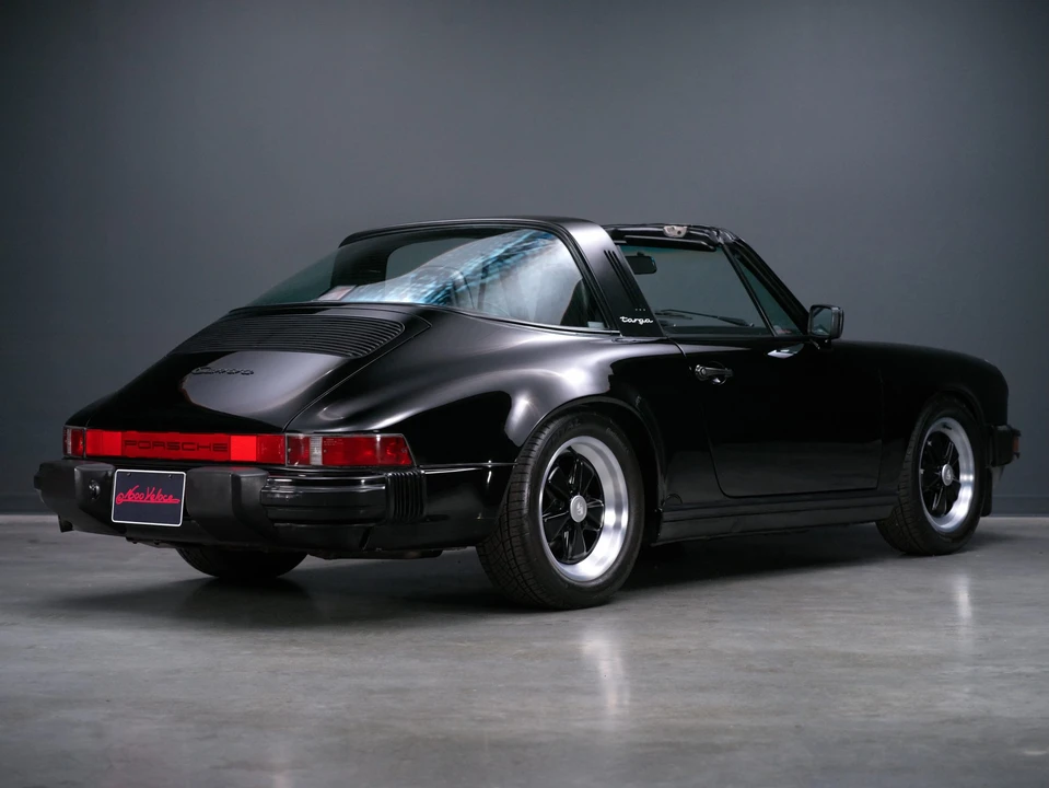 1987 Porsche 911 Carrera 3.2 - Image 27 of 31