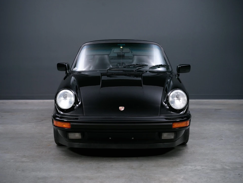 1987 Porsche 911 Carrera 3.2 - Image 15 of 31