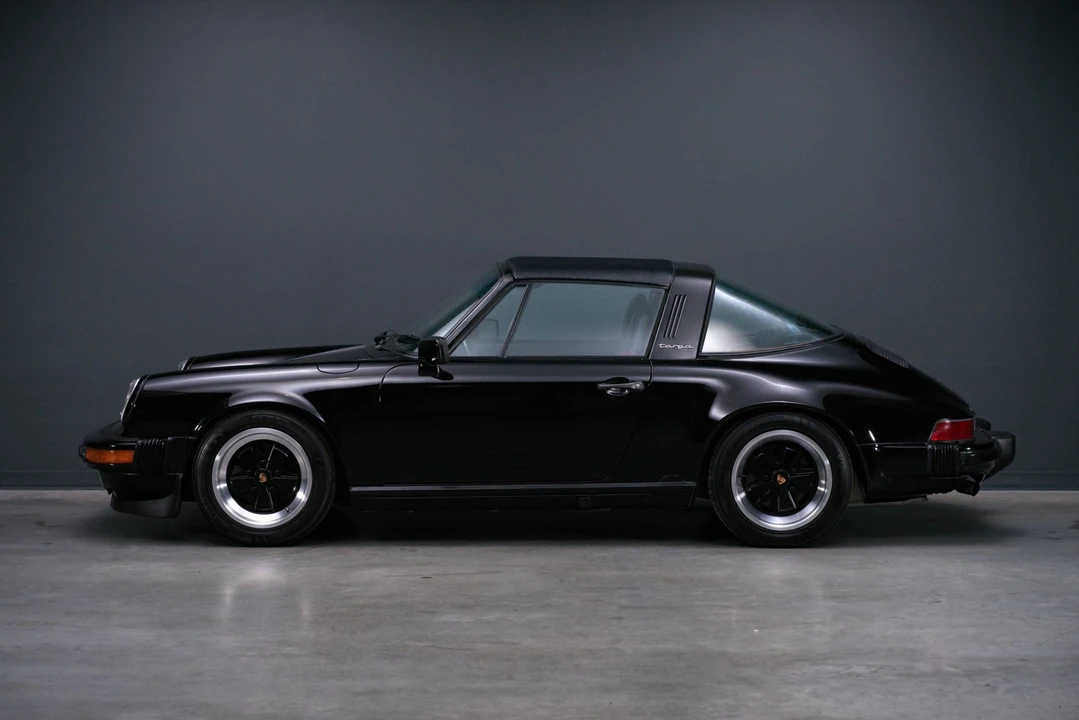1987 Porsche 911 Carrera 3.2 - Image 4 of 31
