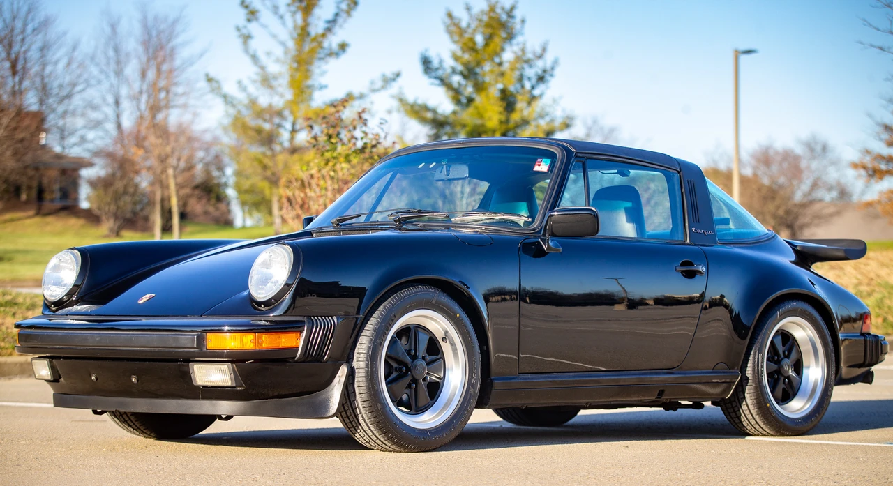 1987 Porsche 911 Carrera 3.2 - Image 4 of 31
