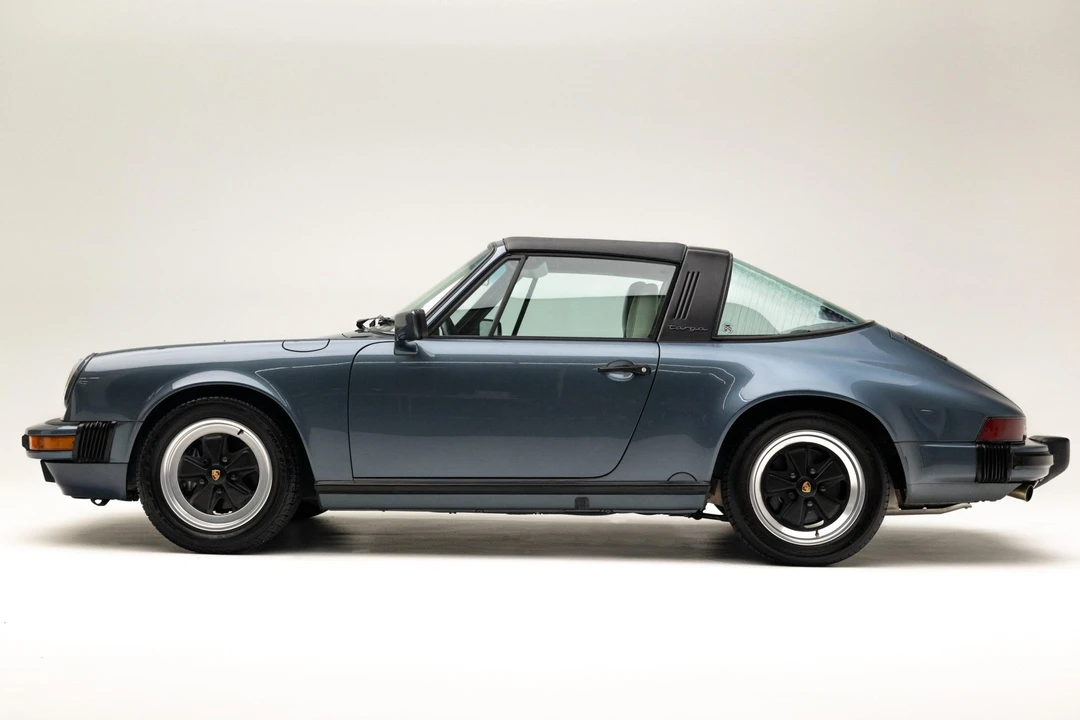 1987 Porsche 911 Carrera 3.2 - Image 7 of 31