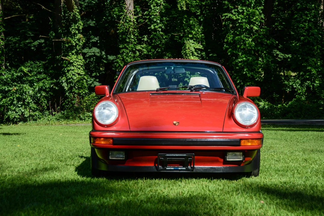 1987 Porsche 911 Carrera 3.2 - Image 6 of 31