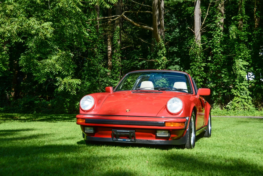 1987 Porsche 911 Carrera 3.2 - Image 4 of 31