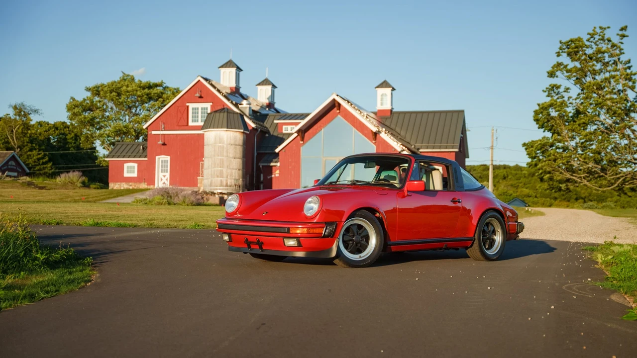 1987 Porsche 911 Carrera 3.2 - Image 9 of 31