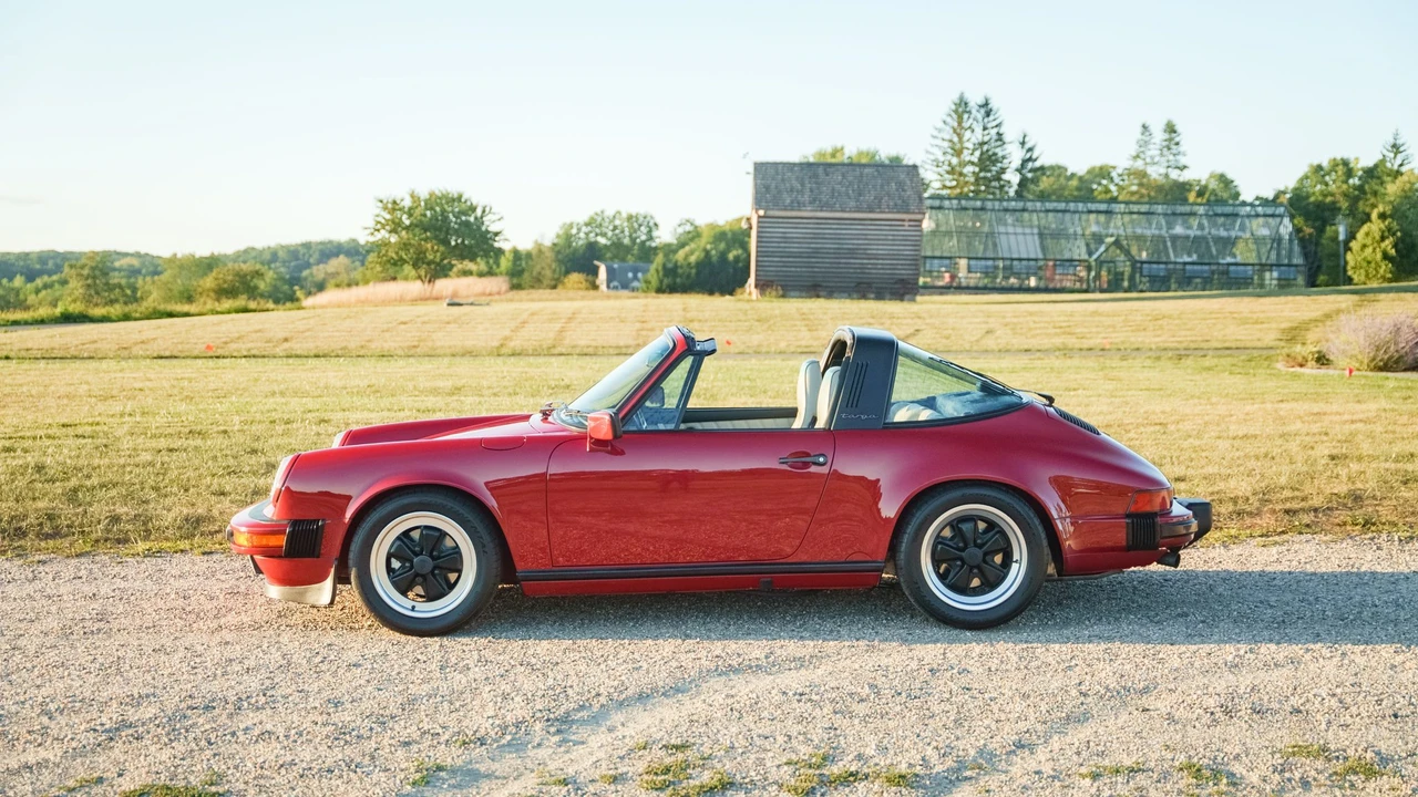 1987 Porsche 911 Carrera 3.2 - Image 11 of 31