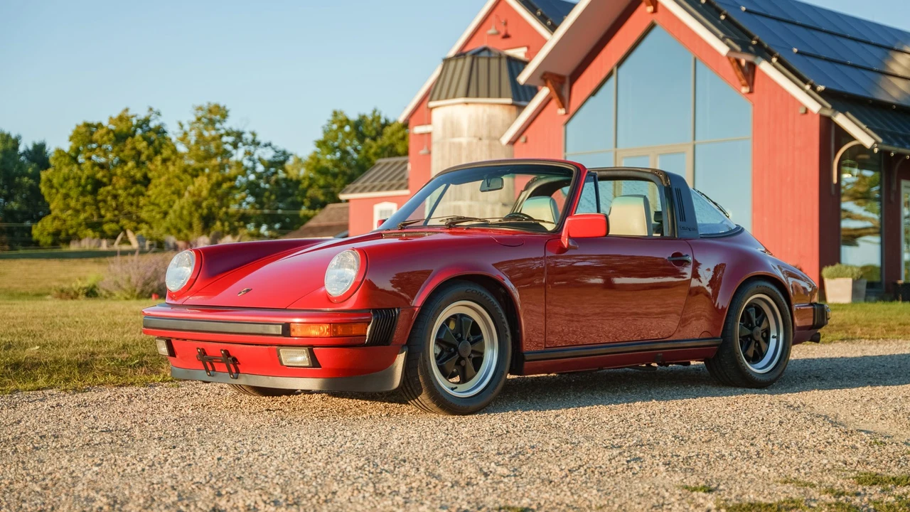 1987 Porsche 911 Carrera 3.2 - Image 4 of 31