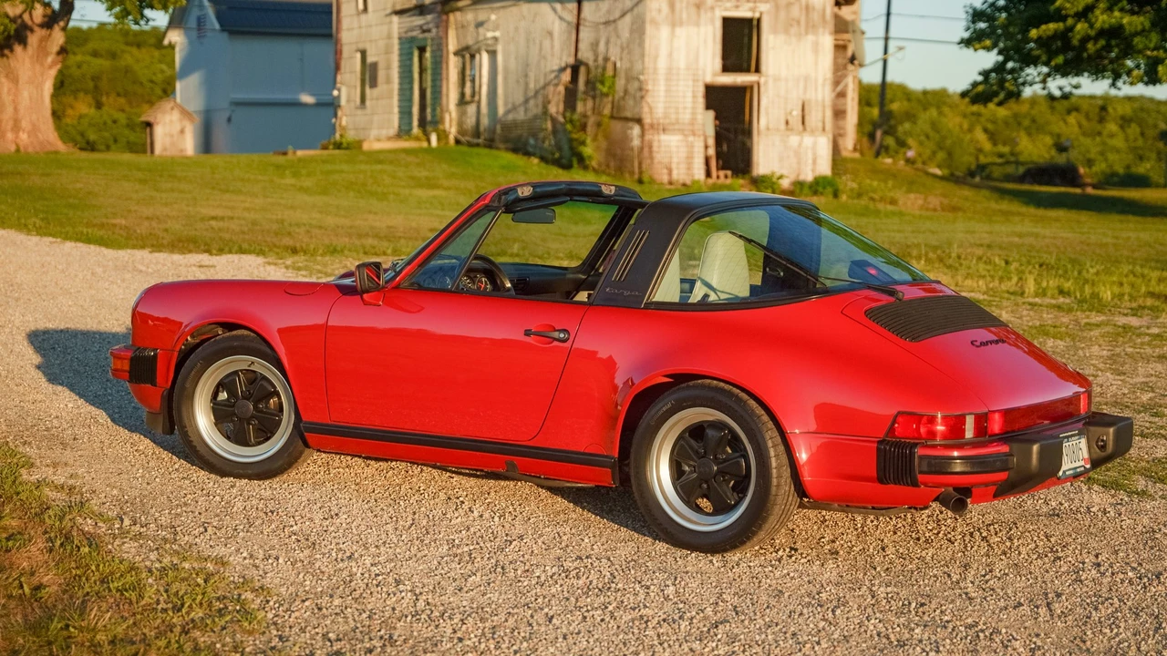1987 Porsche 911 Carrera 3.2 - Image 14 of 31