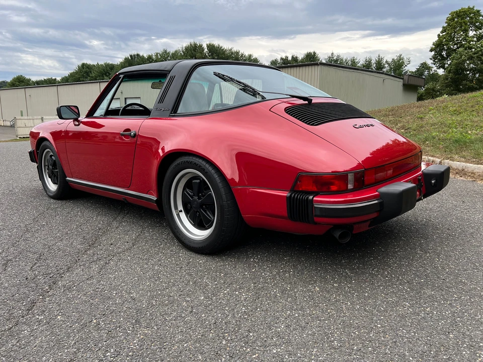 1987 Porsche 911 Carrera 3.2 - Image 23 of 31