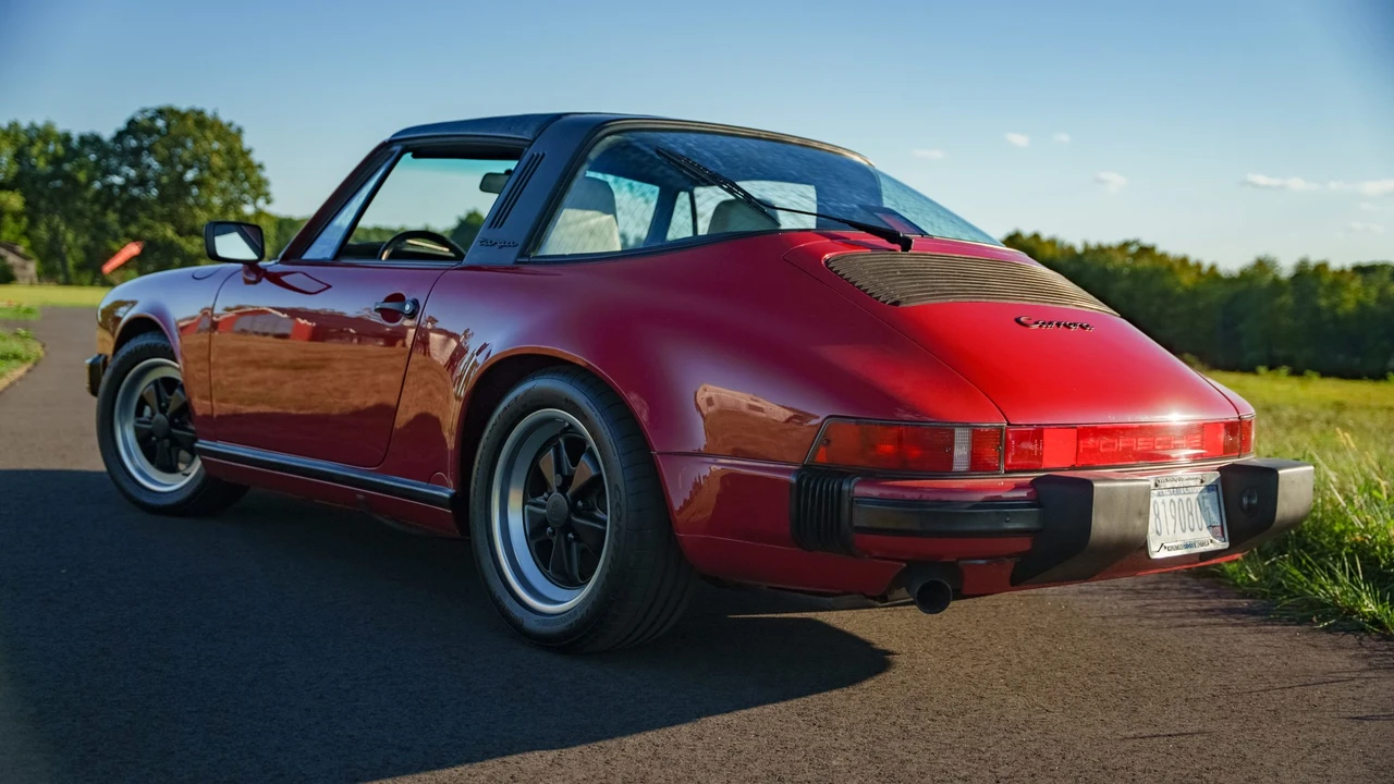 1987 Porsche 911 Carrera 3.2 - Image 27 of 31