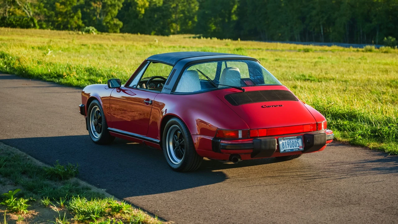 1987 Porsche 911 Carrera 3.2 - Image 26 of 31