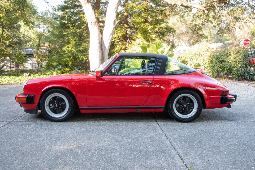 1987 Porsche 911 Carrera 3.2 - Image 5 of 31