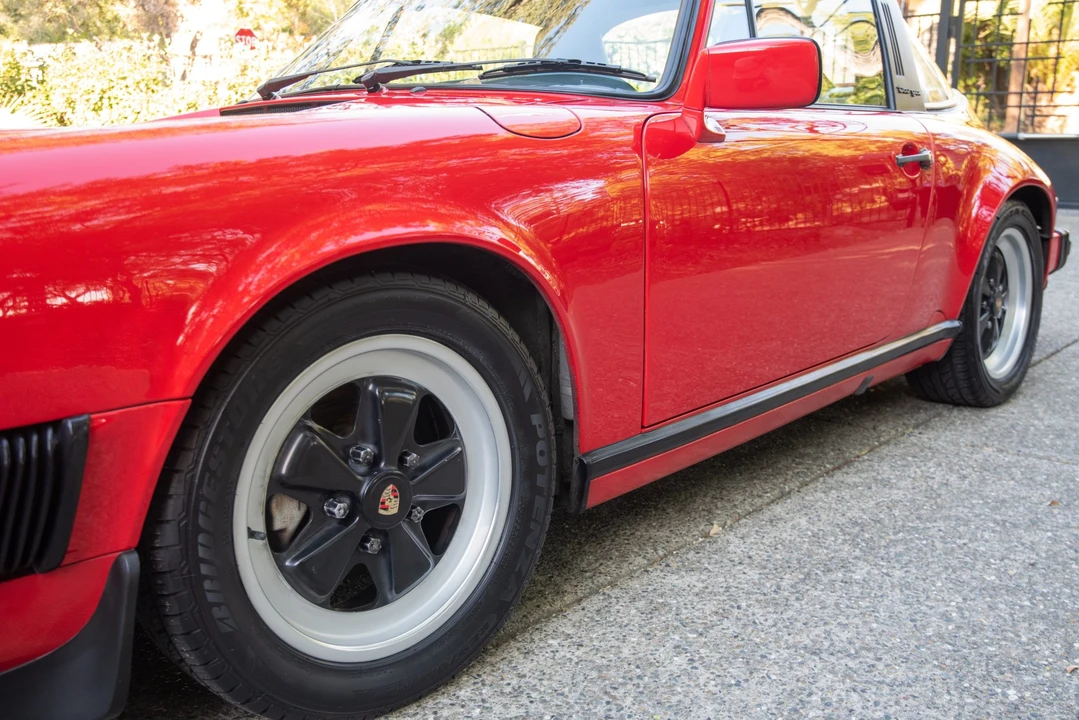1987 Porsche 911 Carrera 3.2 - Image 26 of 31