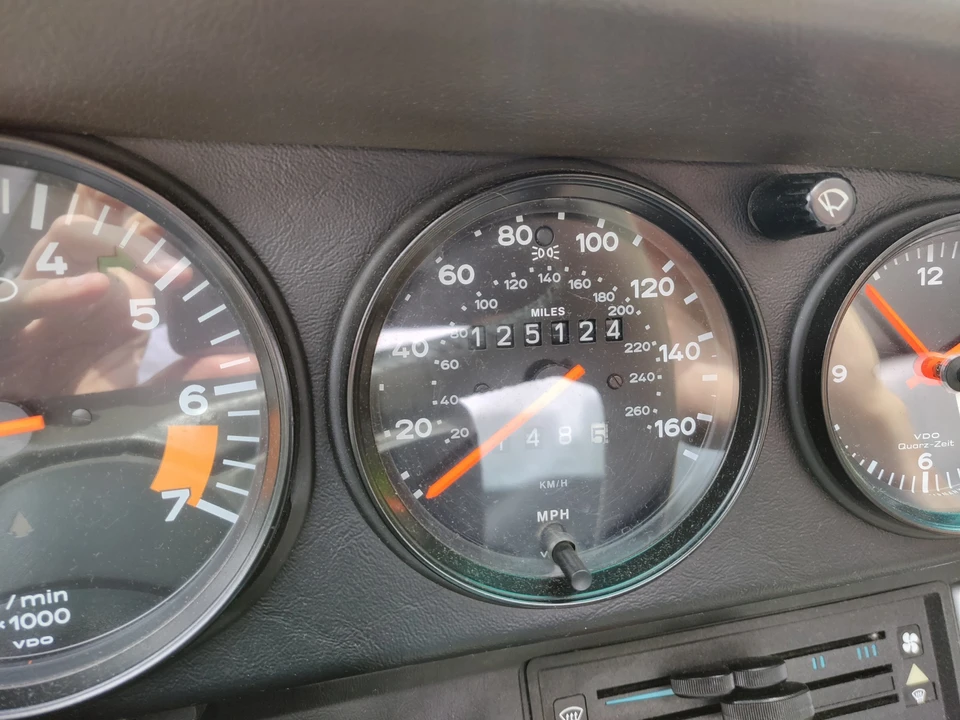 1987 Porsche 911 Carrera 3.2 - Image 20 of 31