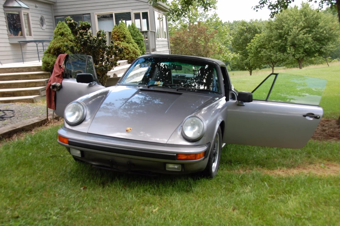 1987 Porsche 911 Carrera 3.2 - Image 28 of 31