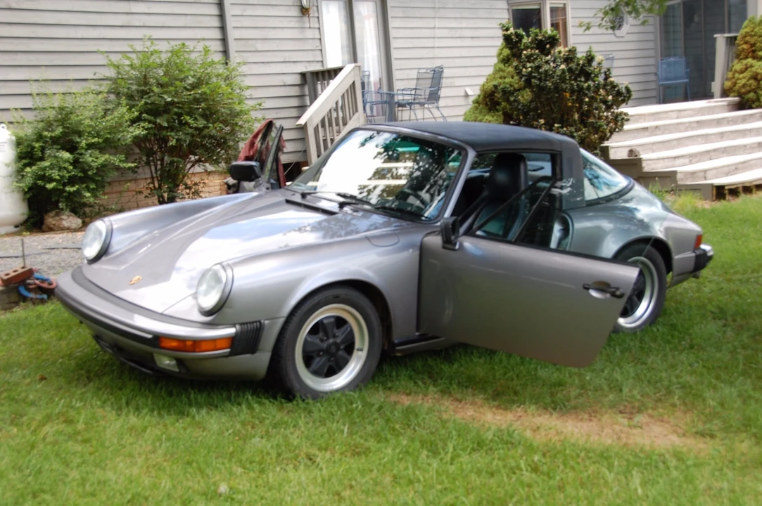 1987 Porsche 911 Carrera 3.2 - Image 29 of 31
