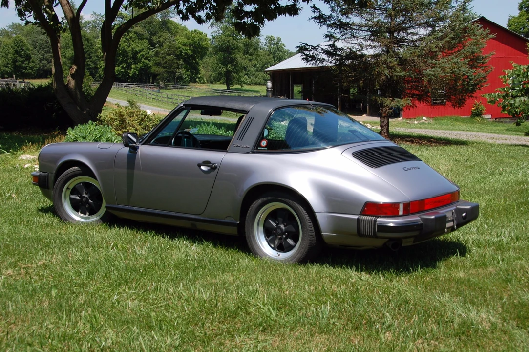 1987 Porsche 911 Carrera 3.2 - Image 8 of 31