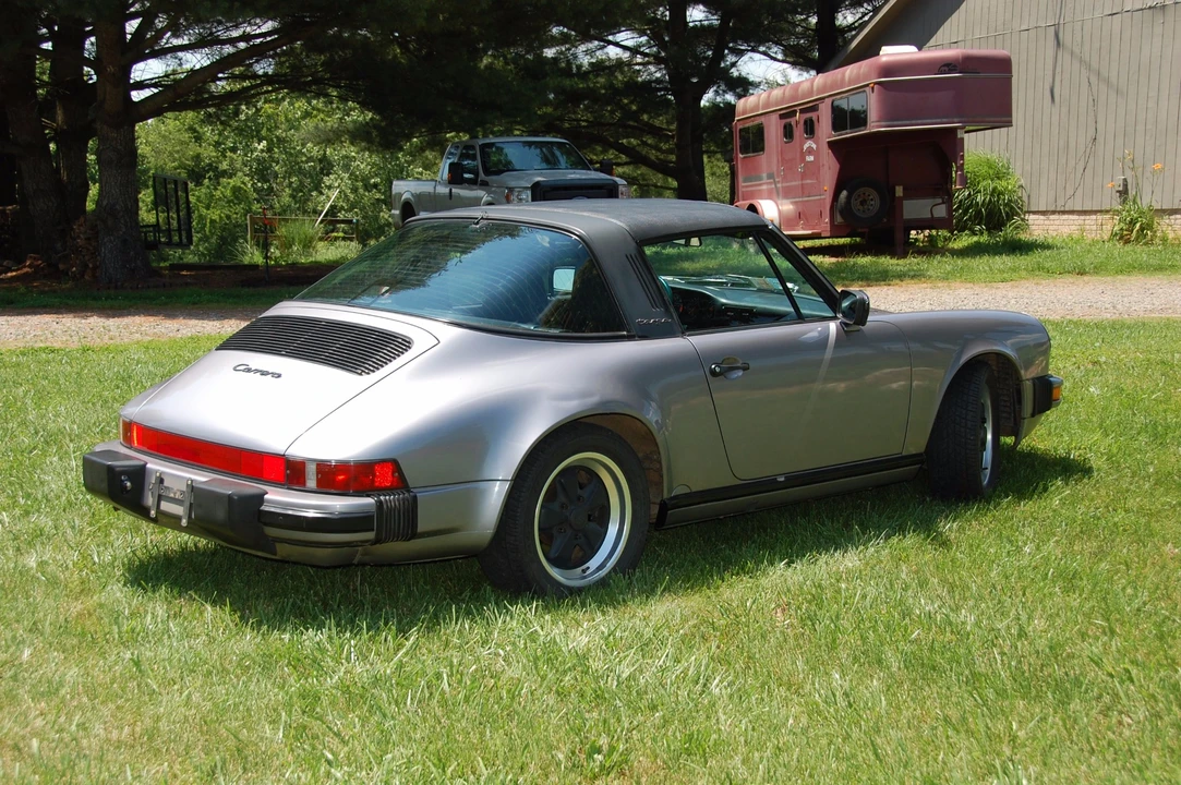 1987 Porsche 911 Carrera 3.2 - Image 13 of 31