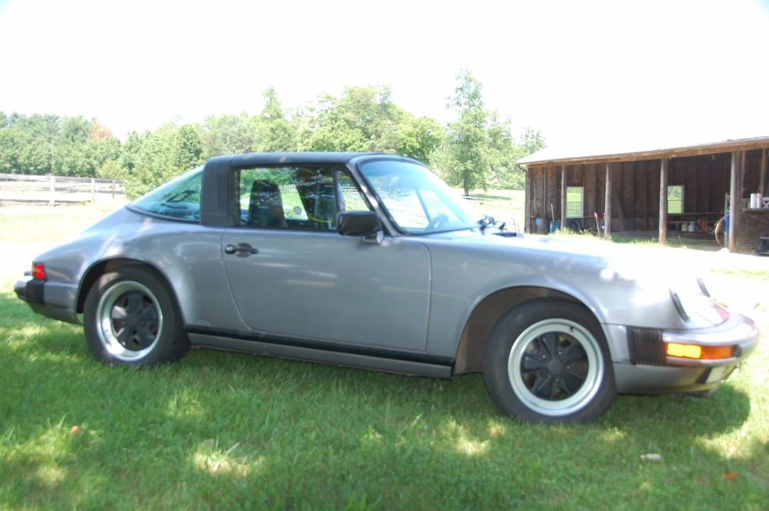 1987 Porsche 911 Carrera 3.2 - Image 16 of 31