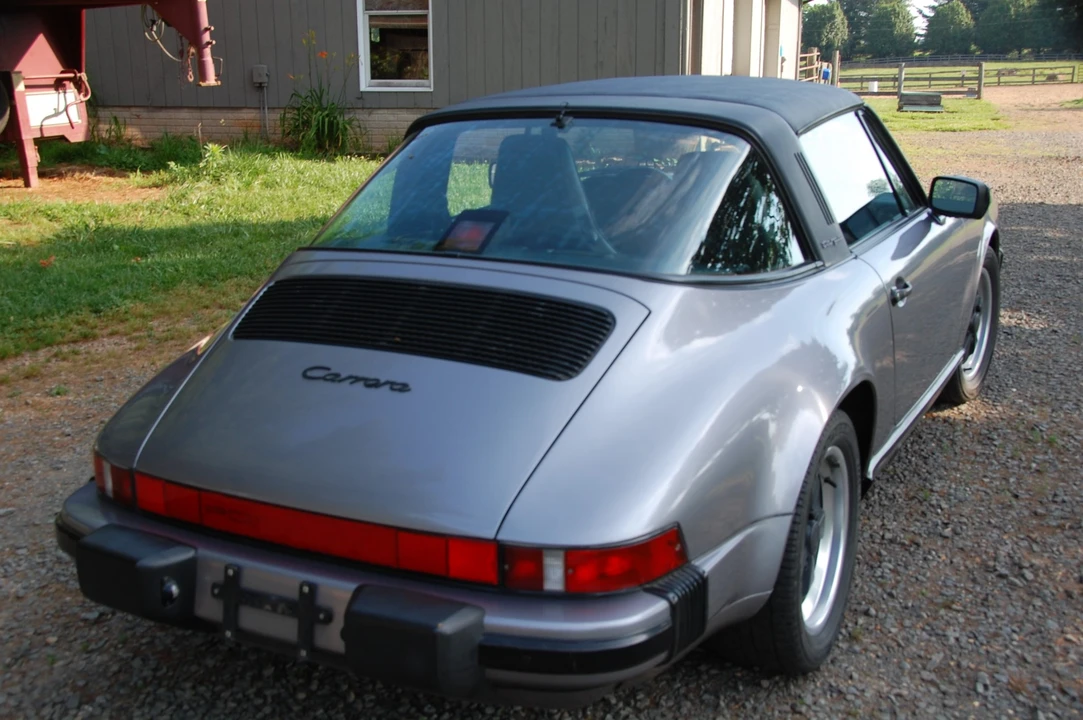 1987 Porsche 911 Carrera 3.2 - Image 12 of 31