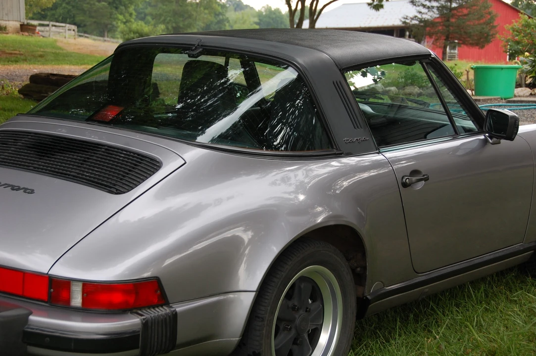 1987 Porsche 911 Carrera 3.2 - Image 25 of 31