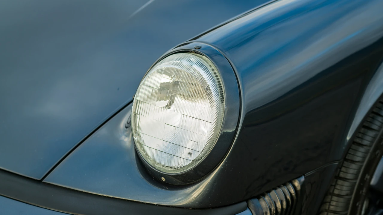 1987 Porsche 911 Carrera 3.2 - Image 25 of 31