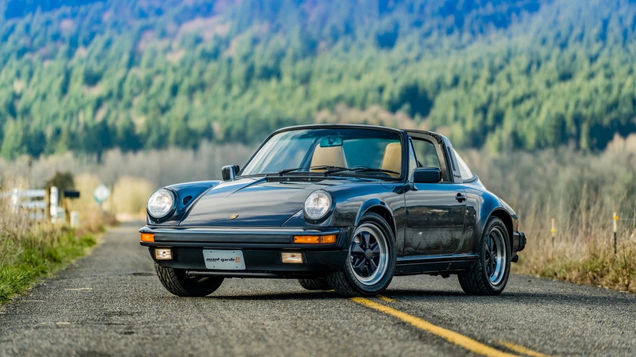 1987 Porsche 911 Carrera 3.2 - Image 9 of 31