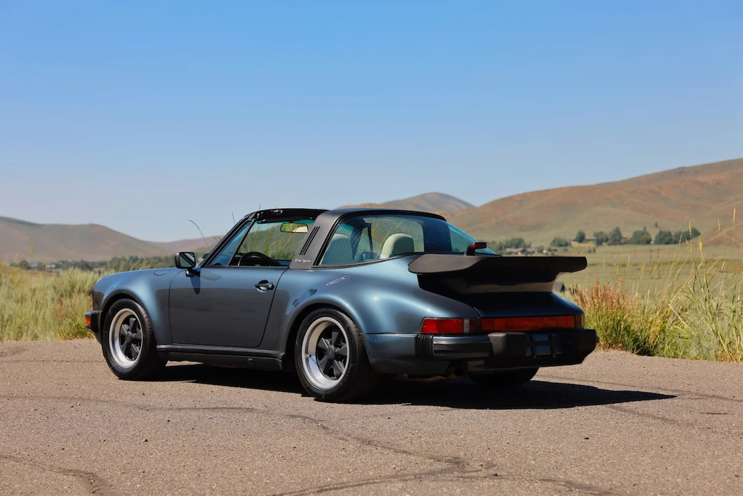 1987 Porsche 911 Carrera 3.2 - Image 11 of 31