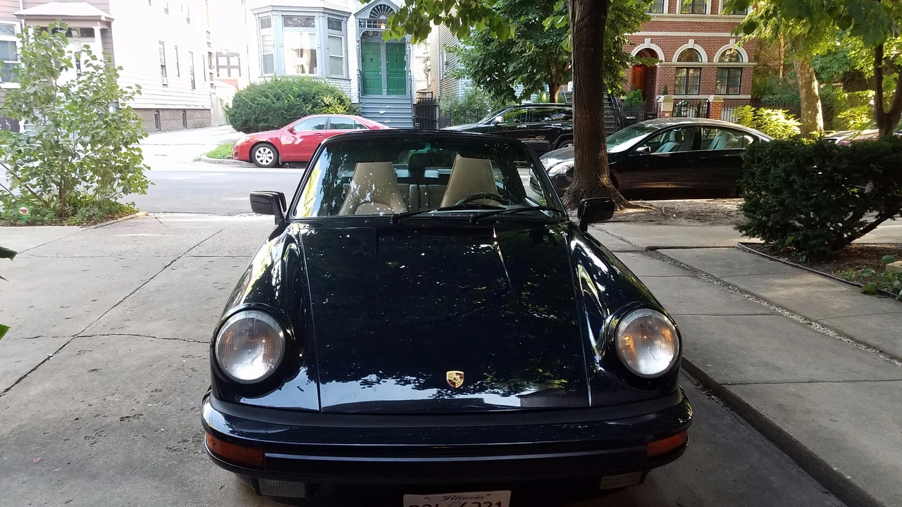 1987 Porsche 911 Carrera 3.2 - Image 10 of 31