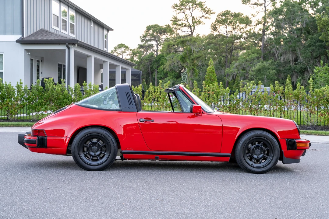 1987 Porsche 911 Carrera 3.2 - Image 10 of 31