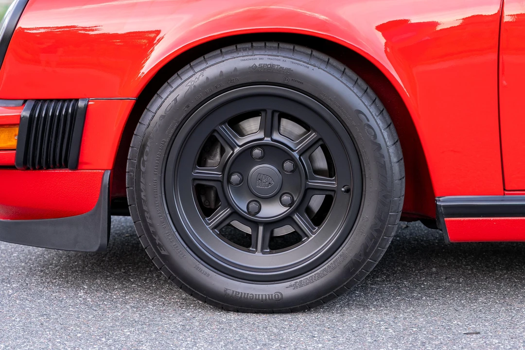 1987 Porsche 911 Carrera 3.2 - Image 29 of 31