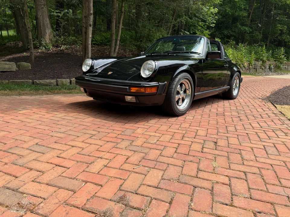 1987 Porsche 911 Carrera 3.2 - Image 6 of 31