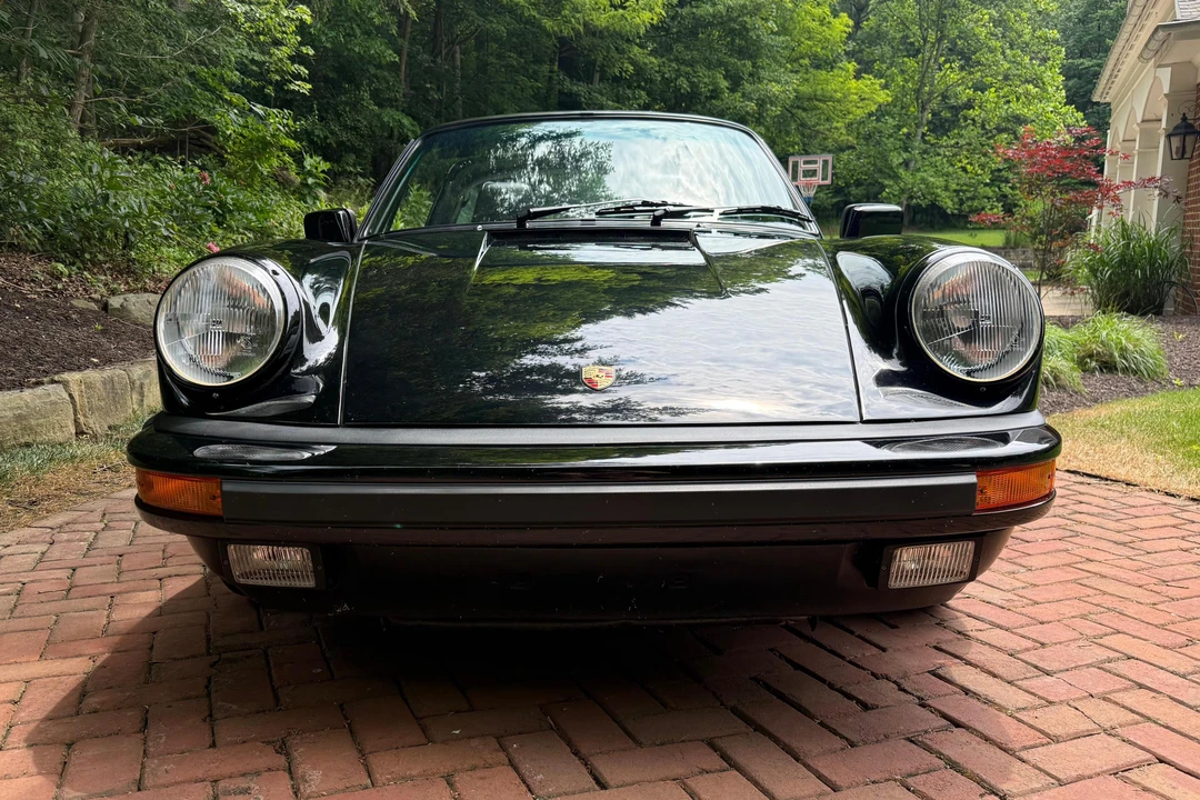 1987 Porsche 911 Carrera 3.2 - Image 2 of 31