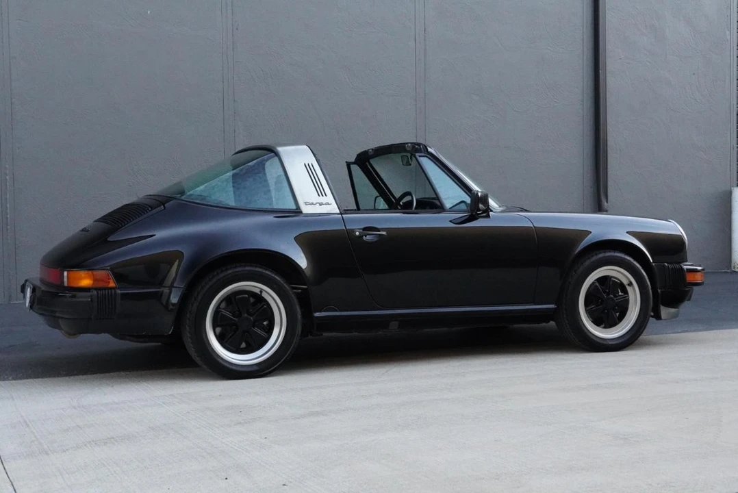1987 Porsche 911 Carrera 3.2 - Image 10 of 31