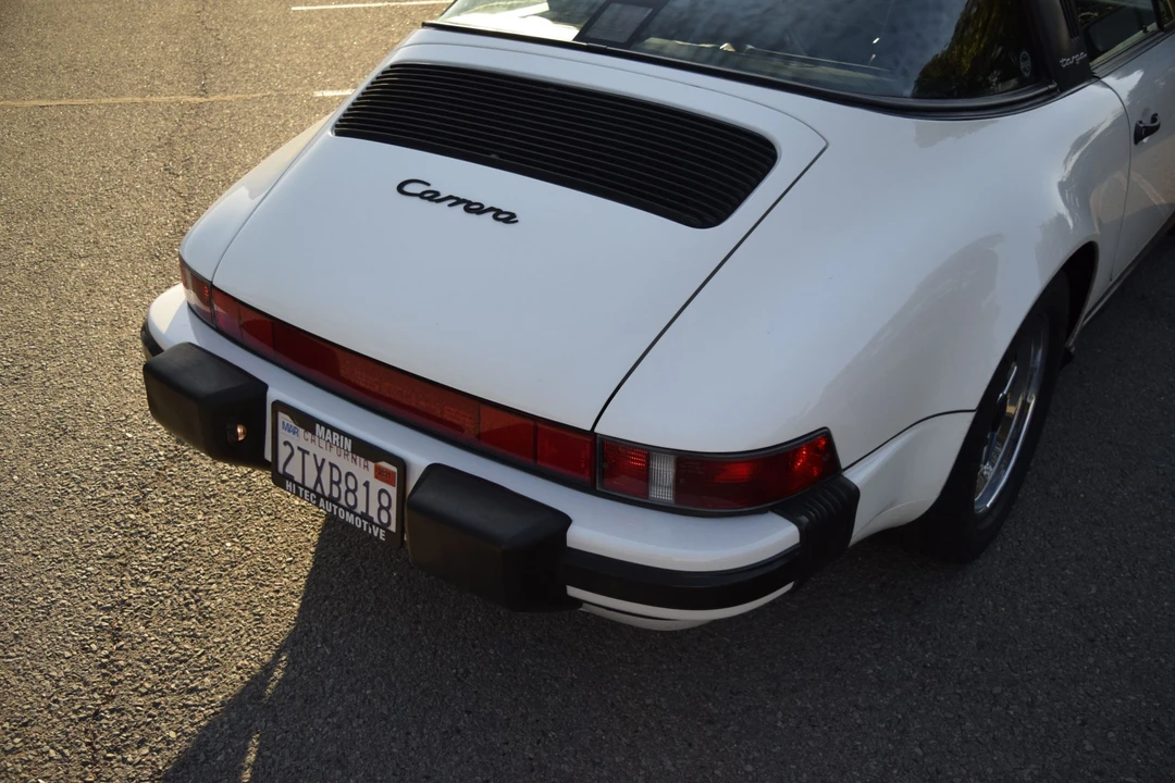 1987 Porsche 911 Carrera 3.2 - Image 9 of 31