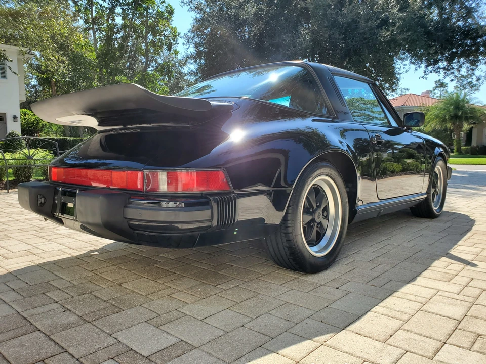 1987 Porsche 911 Carrera 3.2 - Image 14 of 31